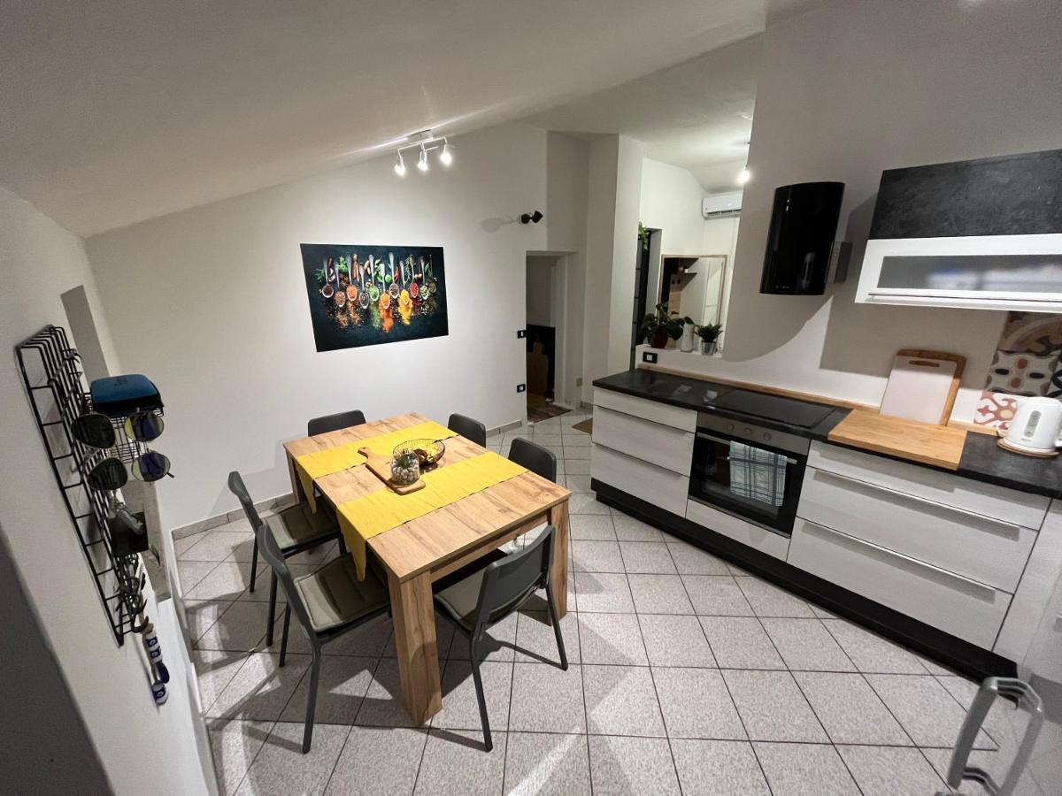 Piko'S Apartments อิซอลา ภายนอก รูปภาพ